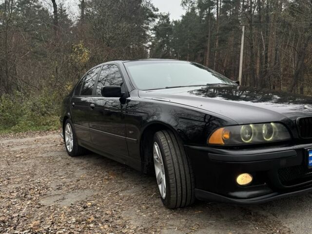 Черный БМВ 5 Серия, объемом двигателя 3.4 л и пробегом 431 тыс. км за 4700 $, фото 1 на Automoto.ua