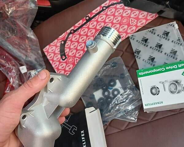 Чорний БМВ 5 Серія, об'ємом двигуна 1.99 л та пробігом 265 тис. км за 5500 $, фото 14 на Automoto.ua