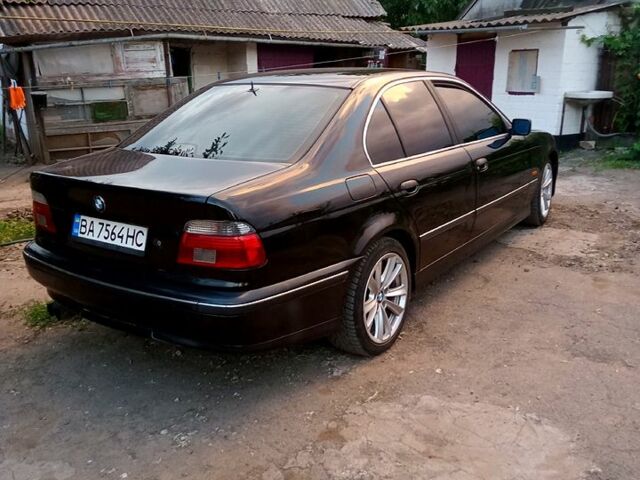 Черный БМВ 5 Серия, объемом двигателя 2 л и пробегом 363 тыс. км за 5000 $, фото 2 на Automoto.ua