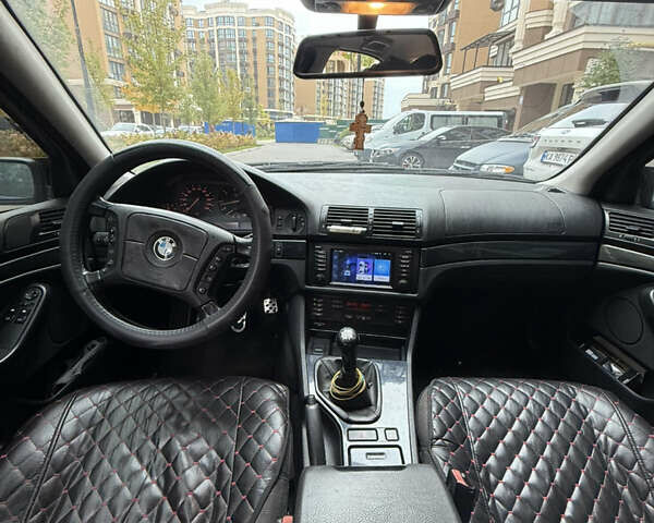 Черный БМВ 5 Серия, объемом двигателя 2.5 л и пробегом 288 тыс. км за 4500 $, фото 20 на Automoto.ua
