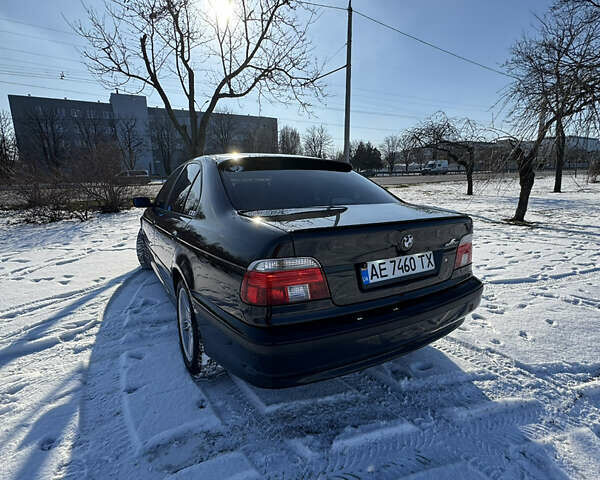 Черный БМВ 5 Серия, объемом двигателя 2.5 л и пробегом 270 тыс. км за 4700 $, фото 2 на Automoto.ua