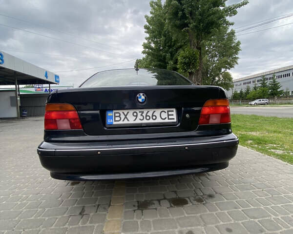 Черный БМВ 5 Серия, объемом двигателя 2.5 л и пробегом 324 тыс. км за 4700 $, фото 2 на Automoto.ua
