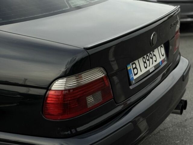 Чорний БМВ 5 Серія, об'ємом двигуна 3.5 л та пробігом 270 тис. км за 5500 $, фото 3 на Automoto.ua