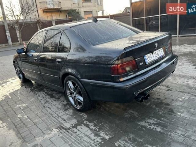 Черный БМВ 5 Серия, объемом двигателя 3 л и пробегом 247 тыс. км за 2750 $, фото 2 на Automoto.ua