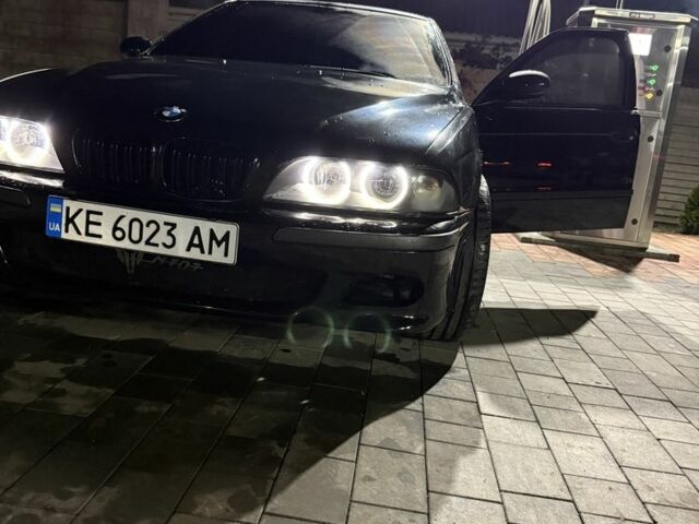 Черный БМВ 5 Серия, объемом двигателя 2 л и пробегом 198 тыс. км за 5000 $, фото 1 на Automoto.ua