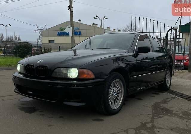 Чорний БМВ 5 Серія, об'ємом двигуна 2.5 л та пробігом 301 тис. км за 3999 $, фото 2 на Automoto.ua