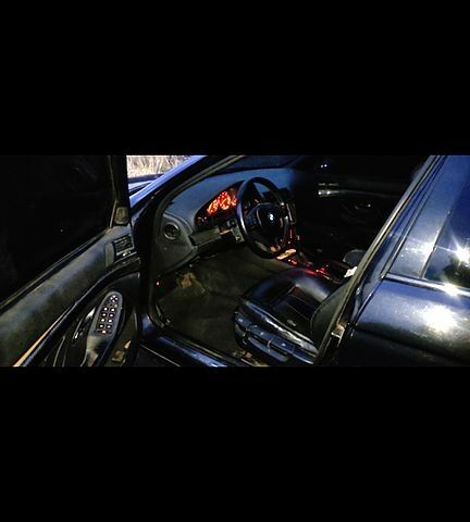 Черный БМВ 5 Серия, объемом двигателя 4.4 л и пробегом 350 тыс. км за 4100 $, фото 9 на Automoto.ua