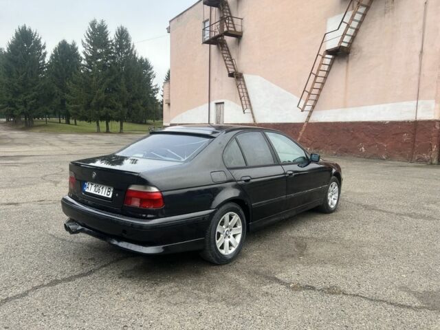 Черный БМВ 5 Серия, объемом двигателя 2.8 л и пробегом 366 тыс. км за 3750 $, фото 5 на Automoto.ua