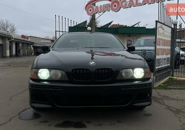 Чорний БМВ 5 Серія, об'ємом двигуна 2.5 л та пробігом 301 тис. км за 3999 $, фото 1 на Automoto.ua