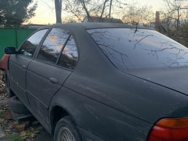 Черный БМВ 5 Серия, объемом двигателя 2.8 л и пробегом 3 тыс. км за 1299 $, фото 1 на Automoto.ua