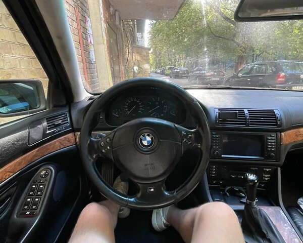 Чорний БМВ 5 Серія, об'ємом двигуна 3.5 л та пробігом 550 тис. км за 4400 $, фото 15 на Automoto.ua