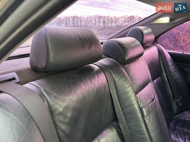 Чорний БМВ 5 Серія, об'ємом двигуна 2 л та пробігом 370 тис. км за 3000 $, фото 28 на Automoto.ua