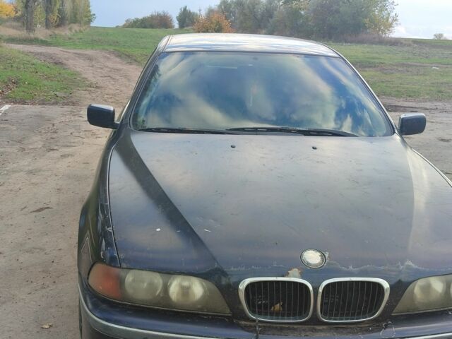 Черный БМВ 5 Серия, объемом двигателя 0 л и пробегом 350 тыс. км за 2500 $, фото 2 на Automoto.ua