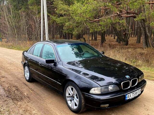 Чорний БМВ 5 Серія, об'ємом двигуна 2 л та пробігом 300 тис. км за 3800 $, фото 1 на Automoto.ua
