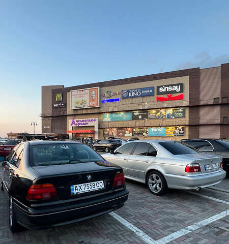 Чорний БМВ 5 Серія, об'ємом двигуна 2 л та пробігом 300 тис. км за 3800 $, фото 13 на Automoto.ua