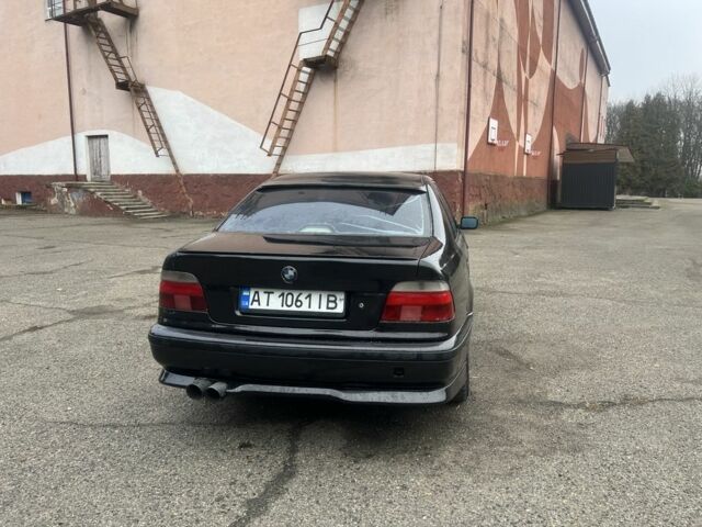 Черный БМВ 5 Серия, объемом двигателя 2.8 л и пробегом 366 тыс. км за 3750 $, фото 7 на Automoto.ua