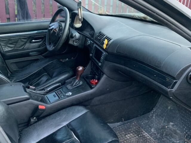 Черный БМВ 5 Серия, объемом двигателя 2.8 л и пробегом 3 тыс. км за 1299 $, фото 4 на Automoto.ua