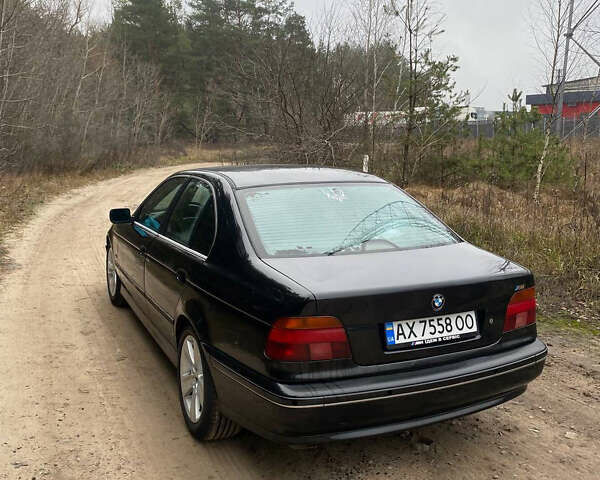 Чорний БМВ 5 Серія, об'ємом двигуна 2 л та пробігом 300 тис. км за 3800 $, фото 3 на Automoto.ua