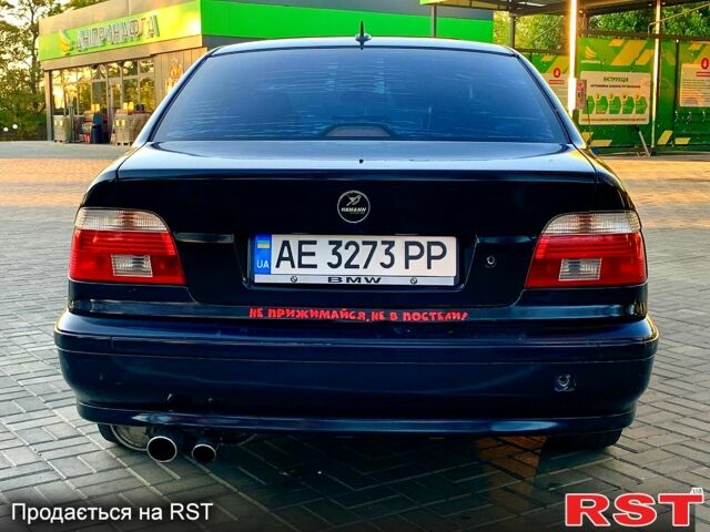 Черный БМВ 5 Серия, объемом двигателя 2.5 л и пробегом 0 тыс. км за 2999 $, фото 2 на Automoto.ua