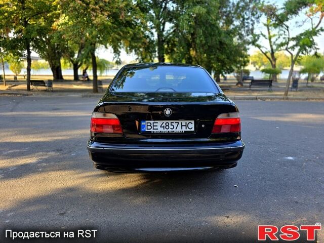 Черный БМВ 5 Серия, объемом двигателя 2 л и пробегом 400 тыс. км за 4500 $, фото 3 на Automoto.ua