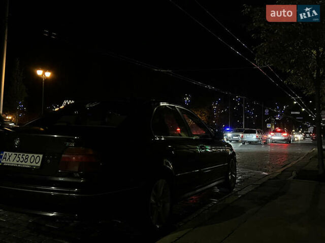 Чорний БМВ 5 Серія, об'ємом двигуна 2 л та пробігом 300 тис. км за 3800 $, фото 12 на Automoto.ua