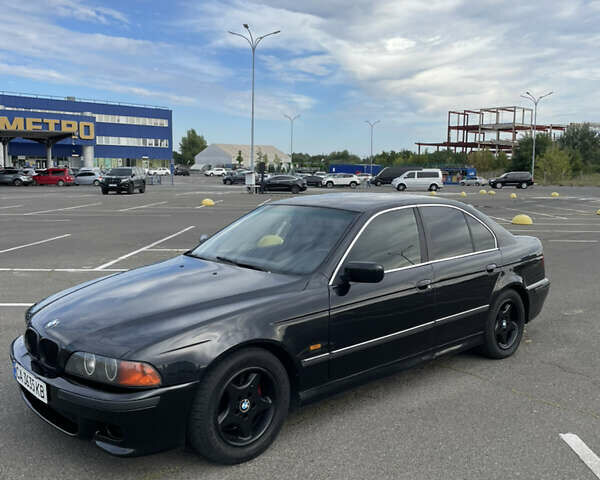 Чорний БМВ 5 Серія, об'ємом двигуна 3.5 л та пробігом 550 тис. км за 4400 $, фото 1 на Automoto.ua