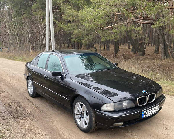 Чорний БМВ 5 Серія, об'ємом двигуна 2 л та пробігом 300 тис. км за 3800 $, фото 2 на Automoto.ua