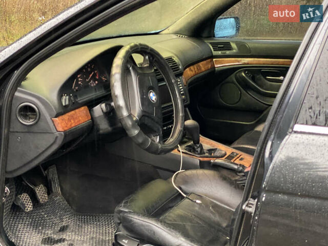 Черный БМВ 5 Серия, объемом двигателя 2.79 л и пробегом 300 тыс. км за 4400 $, фото 22 на Automoto.ua