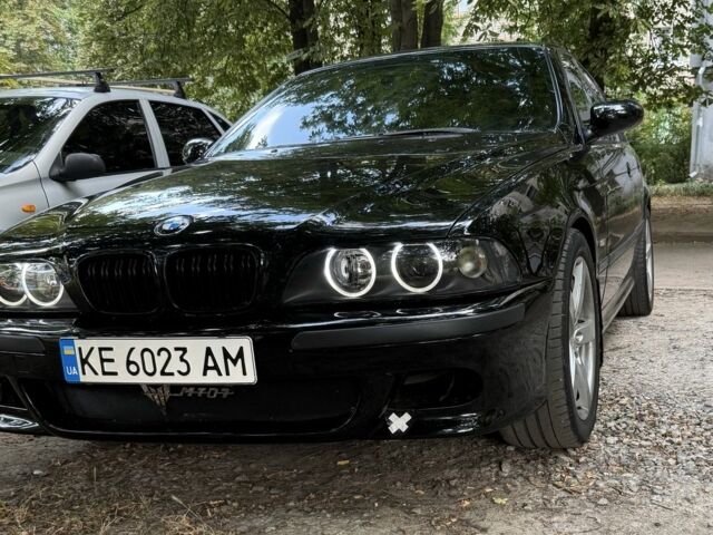 Черный БМВ 5 Серия, объемом двигателя 2 л и пробегом 198 тыс. км за 5000 $, фото 5 на Automoto.ua