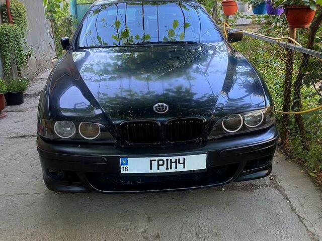 Черный БМВ 5 Серия, объемом двигателя 2.5 л и пробегом 400 тыс. км за 4000 $, фото 3 на Automoto.ua