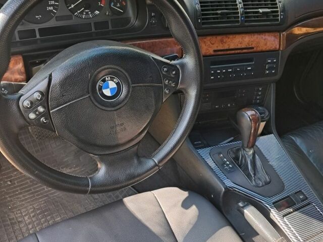 Чорний БМВ 5 Серія, об'ємом двигуна 2.8 л та пробігом 400 тис. км за 5800 $, фото 5 на Automoto.ua