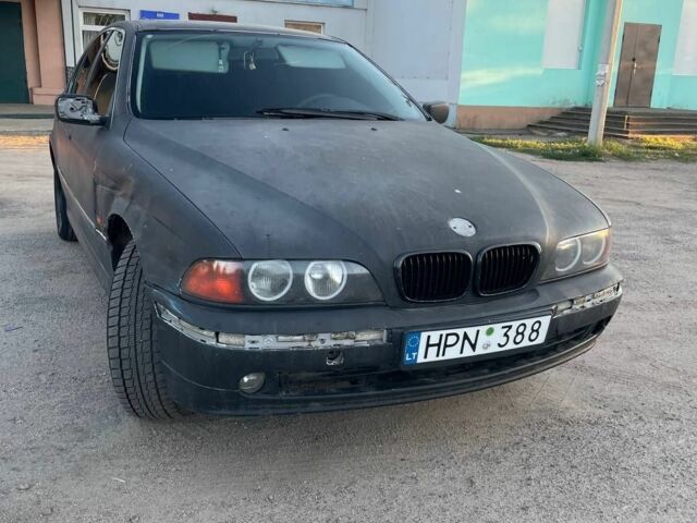 Черный БМВ 5 Серия, объемом двигателя 2 л и пробегом 300 тыс. км за 1400 $, фото 3 на Automoto.ua