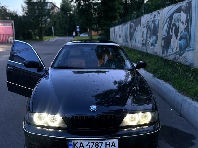 Черный БМВ 5 Серия, объемом двигателя 2.8 л и пробегом 400 тыс. км за 4777 $, фото 2 на Automoto.ua