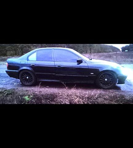 Черный БМВ 5 Серия, объемом двигателя 4.4 л и пробегом 350 тыс. км за 4100 $, фото 10 на Automoto.ua