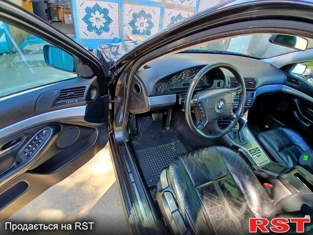 Черный БМВ 5 Серия, объемом двигателя 2 л и пробегом 400 тыс. км за 4000 $, фото 4 на Automoto.ua