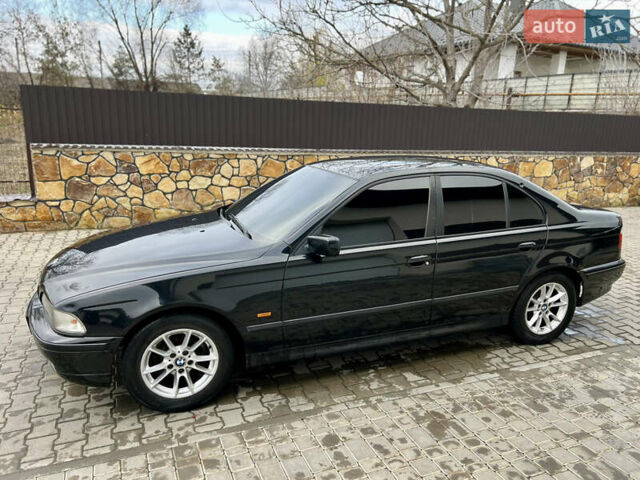 Чорний БМВ 5 Серія, об'ємом двигуна 2.2 л та пробігом 400 тис. км за 4000 $, фото 1 на Automoto.ua