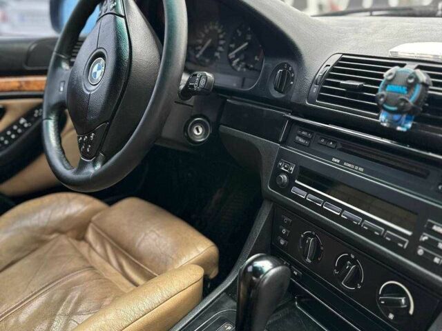 Чорний БМВ 5 Серія, об'ємом двигуна 2.9 л та пробігом 300 тис. км за 5500 $, фото 17 на Automoto.ua