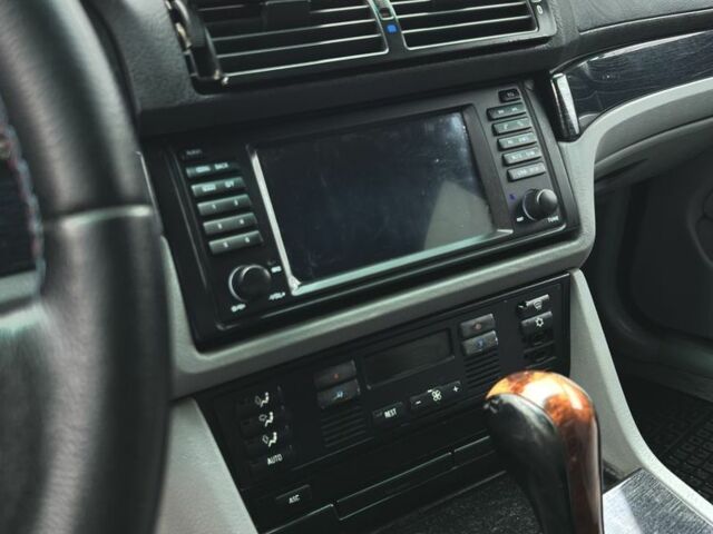 Чорний БМВ 5 Серія, об'ємом двигуна 2.2 л та пробігом 363 тис. км за 4000 $, фото 7 на Automoto.ua