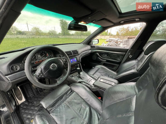 Черный БМВ 5 Серия, объемом двигателя 4.4 л и пробегом 999 тыс. км за 8000 $, фото 8 на Automoto.ua