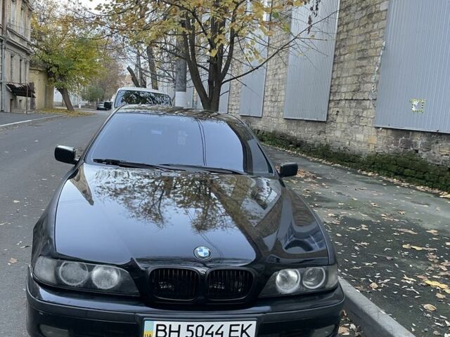 Черный БМВ 5 Серия, объемом двигателя 2 л и пробегом 330 тыс. км за 3500 $, фото 3 на Automoto.ua