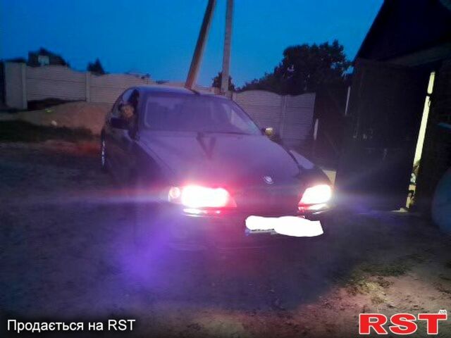 Черный БМВ 5 Серия, объемом двигателя 20 л и пробегом 250 тыс. км за 4200 $, фото 4 на Automoto.ua