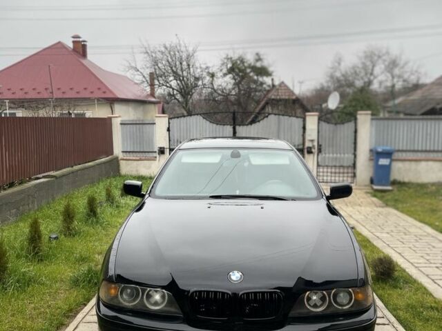 Чорний БМВ 5 Серія, об'ємом двигуна 2.9 л та пробігом 435 тис. км за 4500 $, фото 1 на Automoto.ua