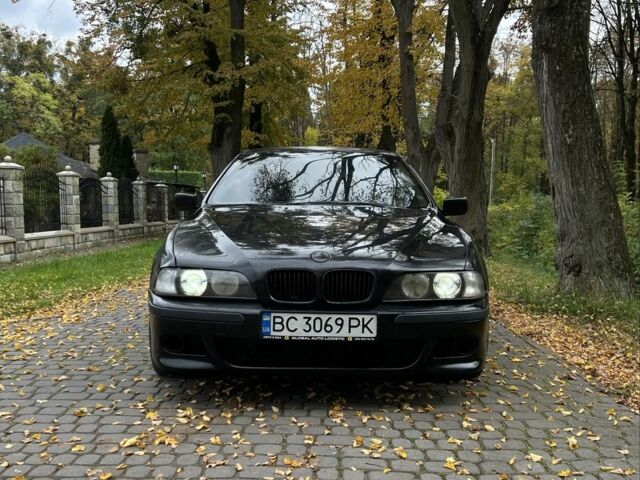 Черный БМВ 5 Серия, объемом двигателя 2.5 л и пробегом 299 тыс. км за 2999 $, фото 8 на Automoto.ua