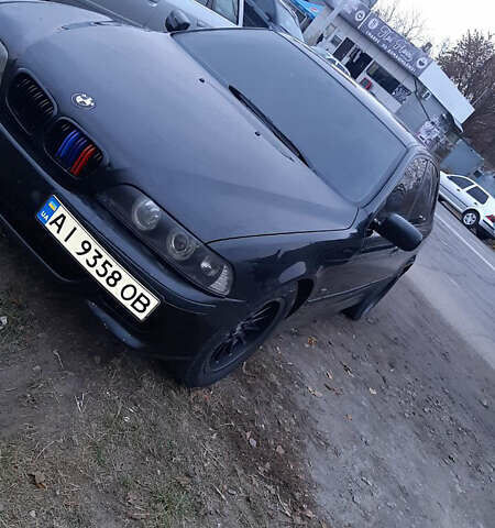 Чорний БМВ 5 Серія, об'ємом двигуна 2.8 л та пробігом 275 тис. км за 6100 $, фото 1 на Automoto.ua