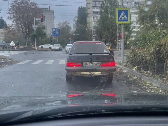 Черный БМВ 5 Серия, объемом двигателя 2.5 л и пробегом 500 тыс. км за 4500 $, фото 13 на Automoto.ua