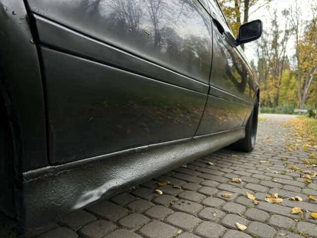 Черный БМВ 5 Серия, объемом двигателя 2.5 л и пробегом 299 тыс. км за 2999 $, фото 16 на Automoto.ua