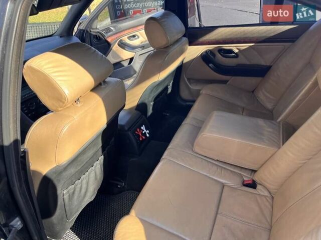 Черный БМВ 5 Серия, объемом двигателя 2.93 л и пробегом 425 тыс. км за 5099 $, фото 11 на Automoto.ua