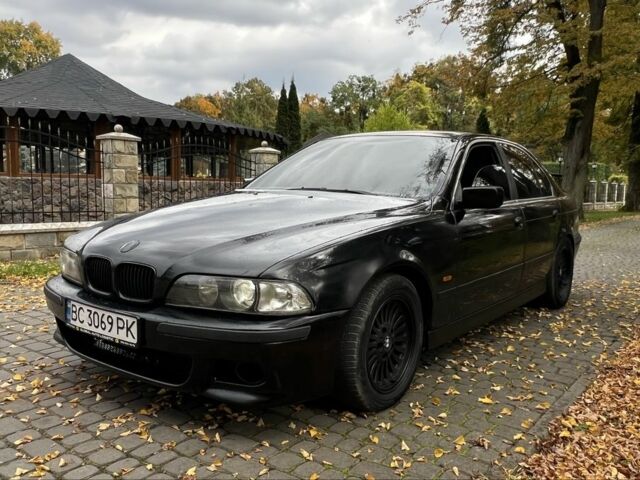 Черный БМВ 5 Серия, объемом двигателя 2.5 л и пробегом 299 тыс. км за 2999 $, фото 9 на Automoto.ua