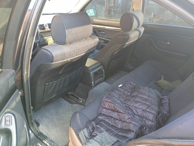 Черный БМВ 5 Серия, объемом двигателя 2.8 л и пробегом 346 тыс. км за 4600 $, фото 2 на Automoto.ua