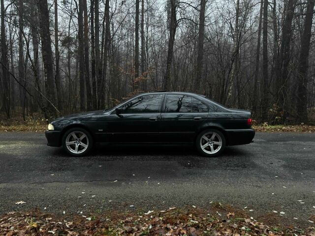 Черный БМВ 5 Серия, объемом двигателя 3.5 л и пробегом 270 тыс. км за 8000 $, фото 4 на Automoto.ua